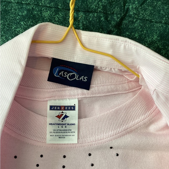 Women’s two top set - Picture 3 of 3